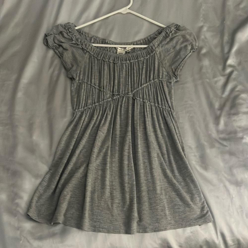 Women’s gray XS Max Studio tunic